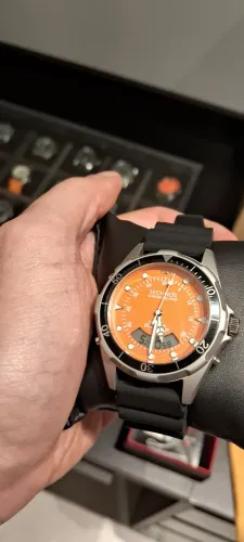 Technos Skydiver lançamento 