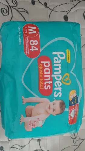 Fralda Pampers panta ajuste total, tamanho M com 84 unidades