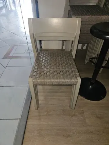 Cadeiras metal sem braços