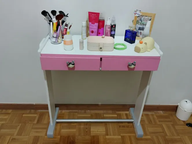Móvel Infantil - guarda roupa + penteadeira