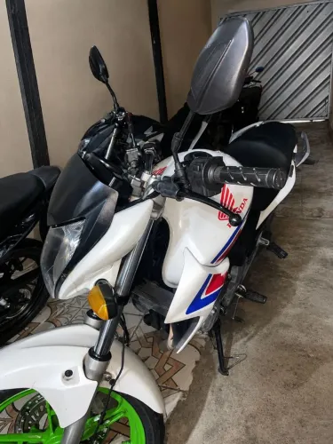 CB300R 2012, TODA QUITADA E DOCUMENTAÇÃO OK