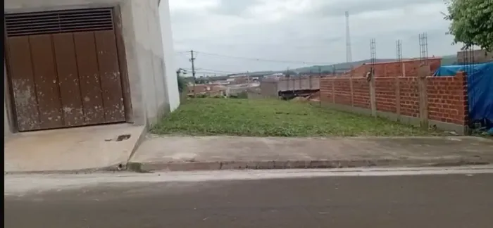 ? Última Chance! Terreno 200m² - Documentação OK
