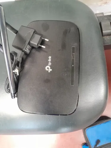 Roteador semi novo so 100reais zap *
