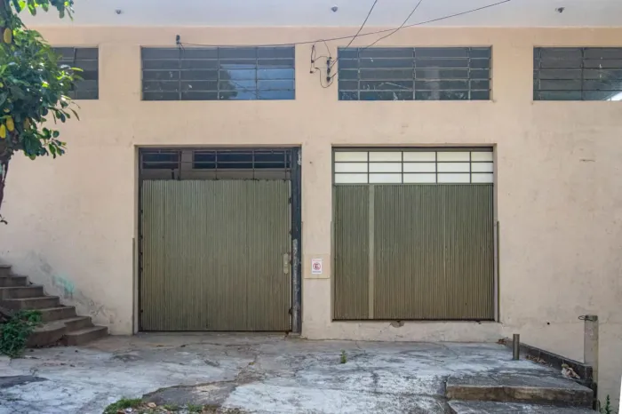 Galpão na Avenida Marechal Eurico Gaspar Dutra, 1551 - Galpão 1 e 2 400 m²