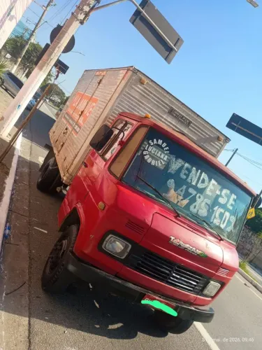 Caminhão VUC
