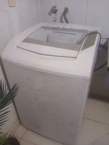 Vendo lavadora Eletrolux 8kg por apenas $100 Reais precisando de conserto