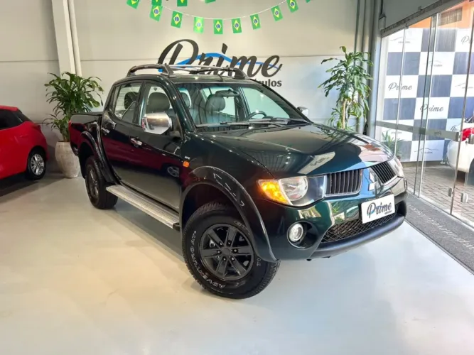 Mitsubishi L200 Triton HPE 3.2 CD TB Int.diesel AUT 2010