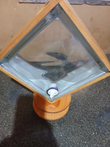 repositor de bebidas artesanal esta em bom estado de uso só ta faltando a torneira