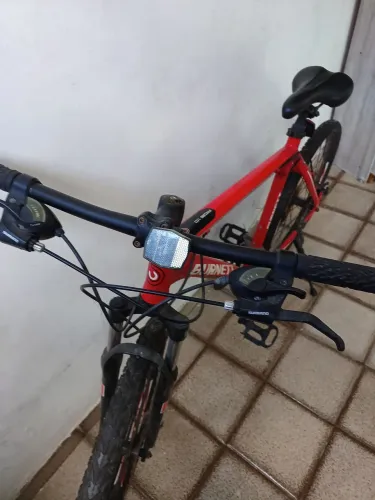 Vendo Bicicleta Burnett, modelo Ride 1.0, na cor vermelha! ?