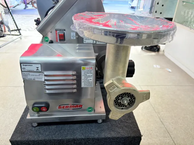 PICADOR  DE CARNE  INOX B-8 / BERMAR 