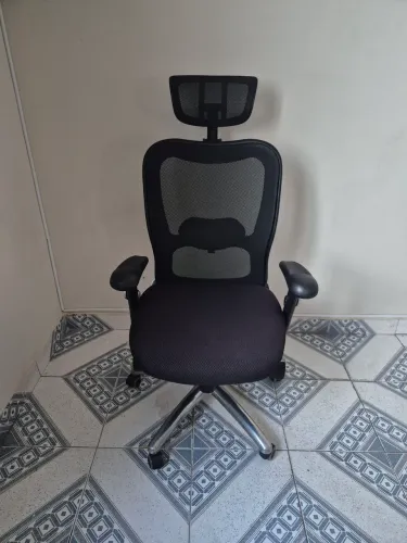 CADEIRA EXECUTIVO PARA ESCRITÓRIO " MAKKON"