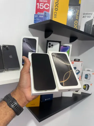 Vendo ou troco iPhone 16 pro Max titânio bateria ? 91% aparelho impecável 