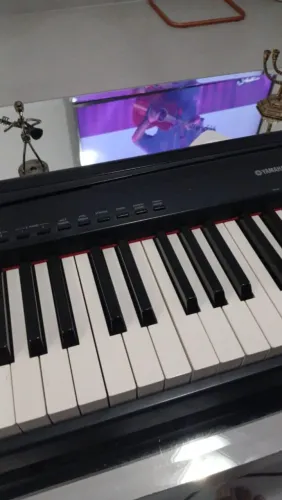 Vendo piano Yamaha p95