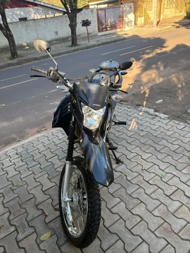 Honda Bross 2023
