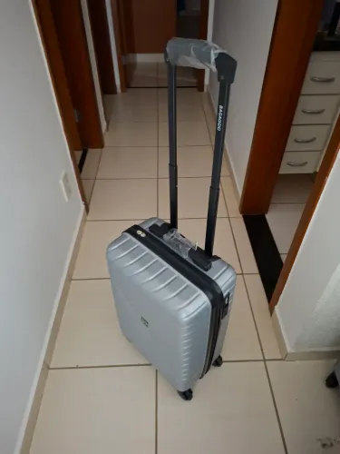 Mala de viagem de Bordo 10 kg - Nunca usada - Anápolis-Go  R$ 180,00  - Marca Bagaggio 