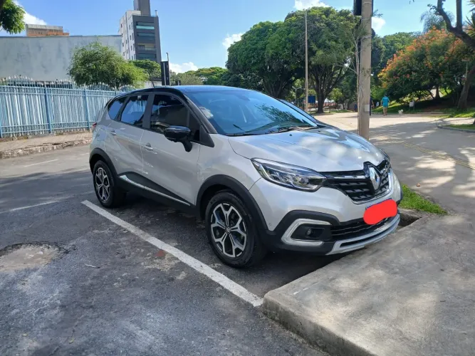 Renault Captur Iconic 1.3 TB 16V Flex 5P AUT 2022