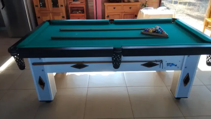 MESA DE BILHAR COM TAMPO DE MARMORE