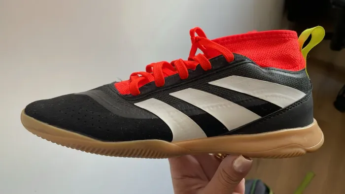 Chuteira adidas infantil 33