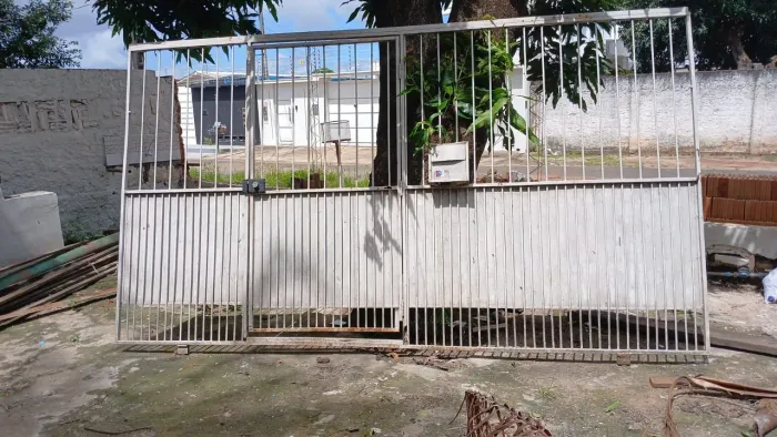 Portão de ferro