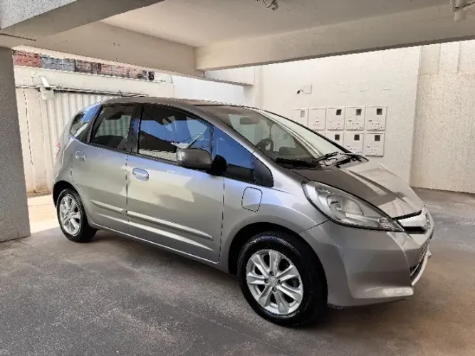 Honda Fit LX 1.4/ 1.4 Flex 8v/16v 5P Aut. 2014