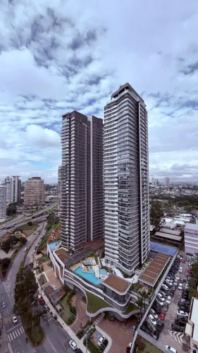 Lindo apartamento no Alpha Park para locação andar alto