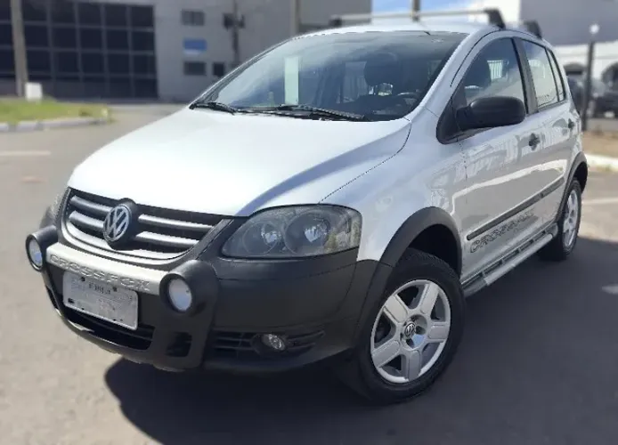 Volkswagen Crossfox 1.6 MI Total Flex 8V 5P 2009