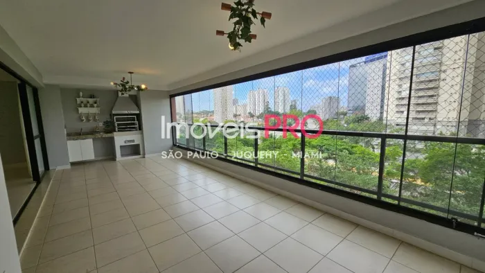 Apartamento de Alto Padrão com 3 Suítes em Condomínio-Clube - 210m² de Elegância e Lazer C