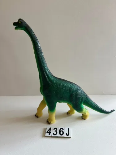 DINOSSAURO DE BORRACHA 42 CM DE ALTURA, 41 CM DE COMPRIMENTO