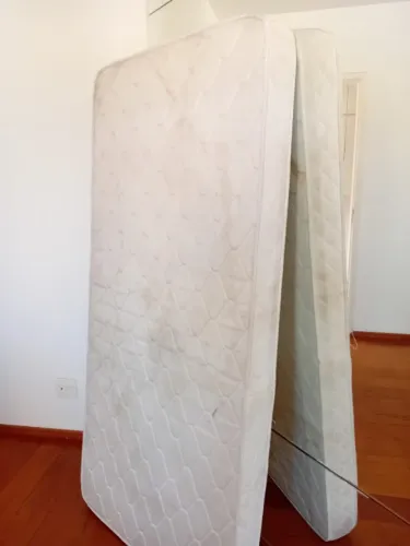 Colchão usado Tok stok