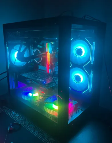 PC GAMER |RYZEN 5 5600gt | RX 580 8gb | 16gb RAM