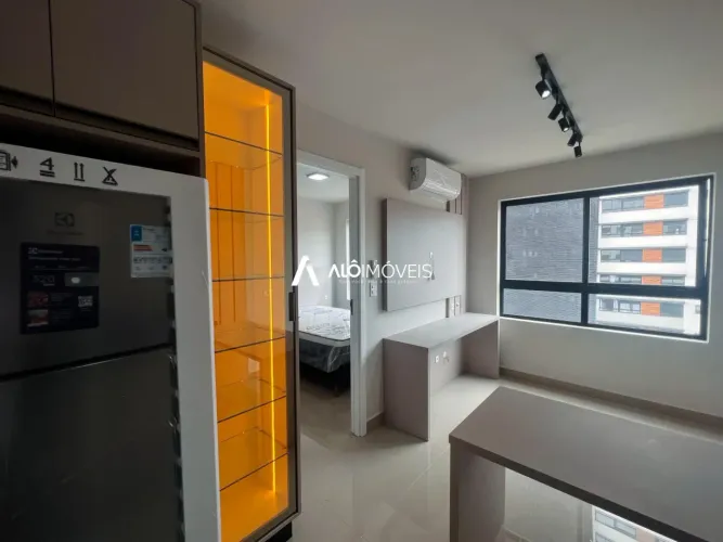 Apartamento 1 Quarto Mobiliado para Locação no Centro de Curitiba | MUV Residenc