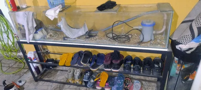 Doa-se aquário