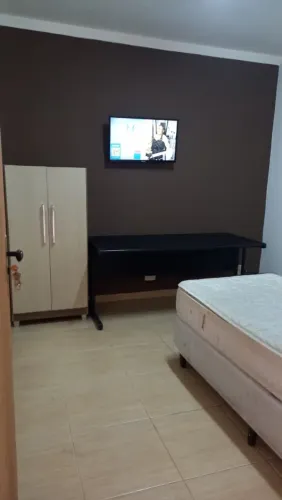 Aluga-se Quarto Mulheres bairro Sta Ines1