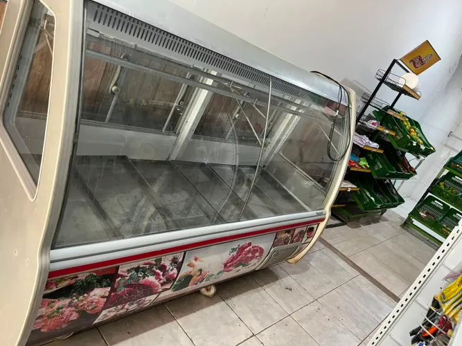 Expositor de carnes