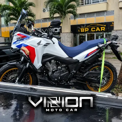 Moto Honda Sahara 300 2027