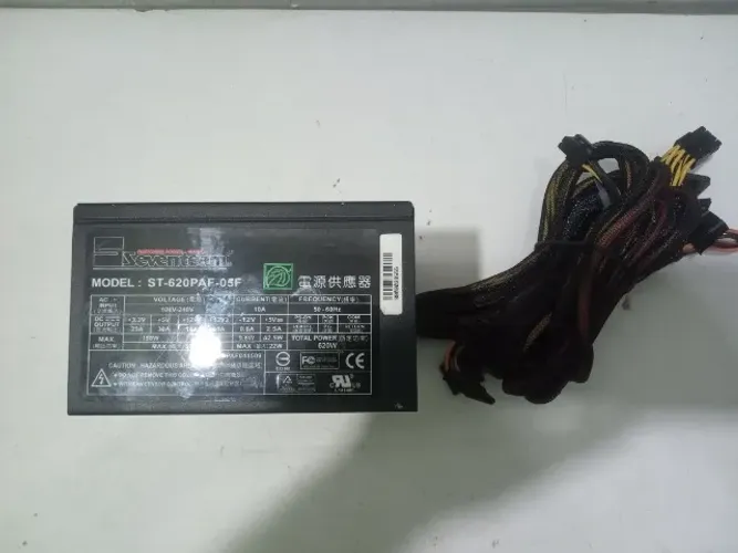 Fonte Seventeam 620W 80 plus PFC ativo