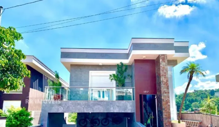 RR9377 Casa 270m² - CONDOMÍNIO NEW VILLE - OPORTUNIDADE - 3 Dorms - 4 Vagas - Santana de P