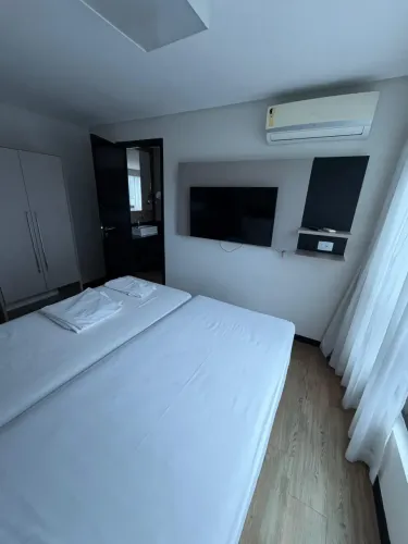 ALUGO EXCELENTE APARTAMENTO EM BOA VIAGEM TODO MOBILIADO