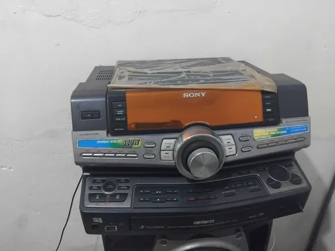 Som sony em perfeito estado de conservação com preço excelente