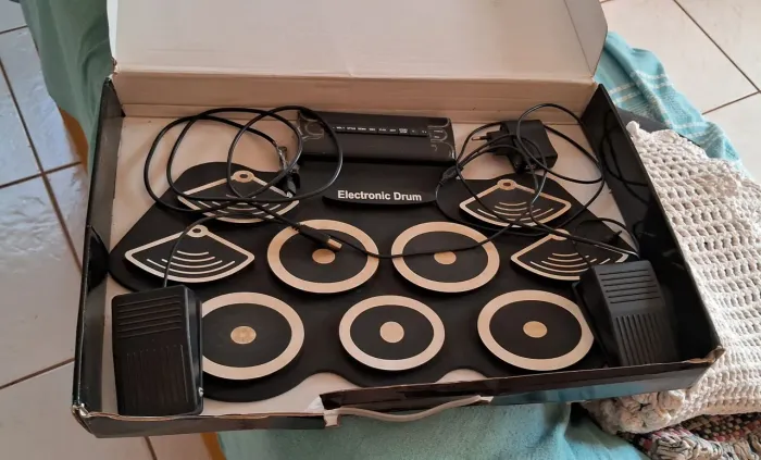 Bateria eletrônica Eletronic Drum Só 200