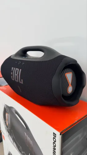 Caixa JBL bombox 4
