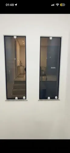 Par de Básculas/Janelas em Vidro Temperado Fumê (0,50m x 1,47m) - Desinstaladas