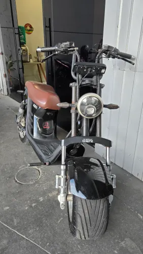 vendo scooter x12 único dono