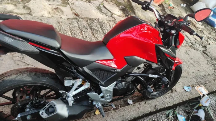 Cb twister 300F