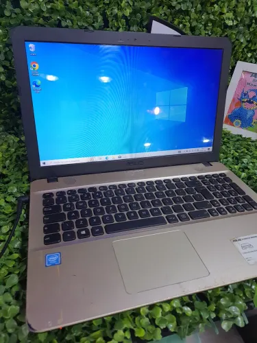 Notebook Asus