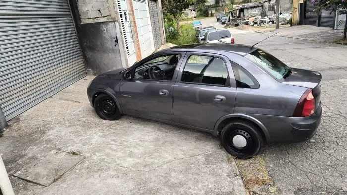 Chevrolet Corsa Sedan 1.0 MPFI 8V 71cv 4P 2002