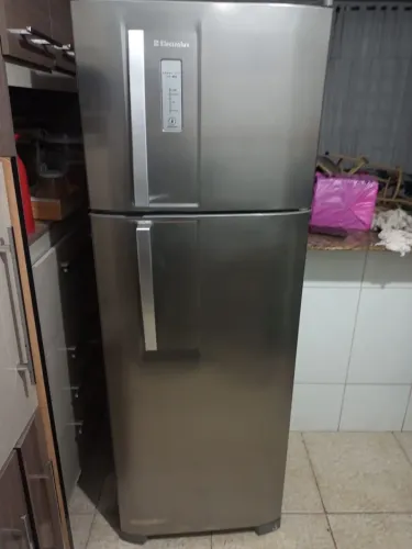 Geladeira com defeito