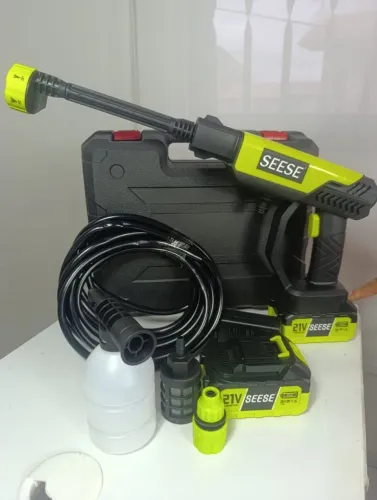 lavadora de pressão portátil sem fio da marca Seese,