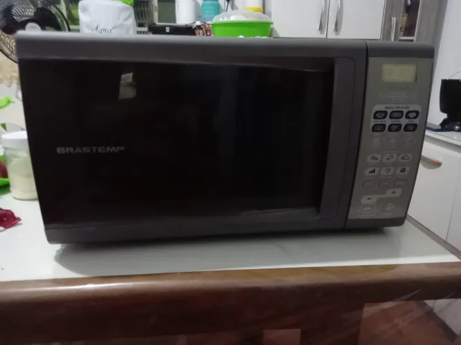 Micro-ondas brastemp 30L funcionado perfeitamente