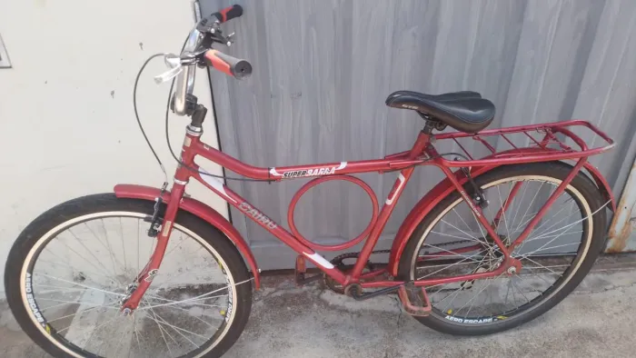 Bicicleta Monark barra forte com bagageiro zera só pegar e usar tenho outros modelos e 